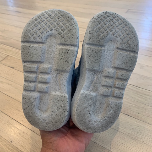 Nike Crater Impact toddler shoes. Size 7C. Good condition! - Picture 7 of 10